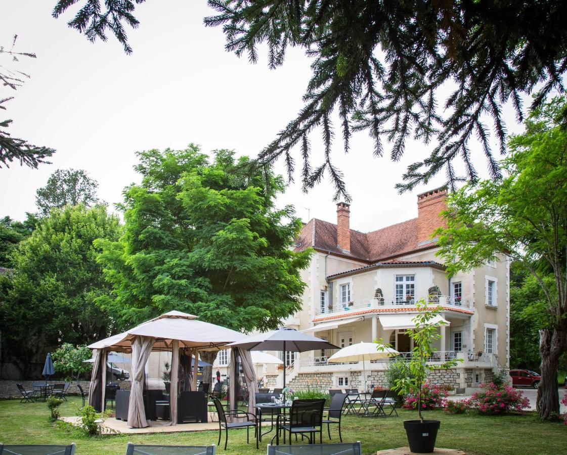 Vue Du Chateau D'Excideuil Bed & Breakfast Exterior photo